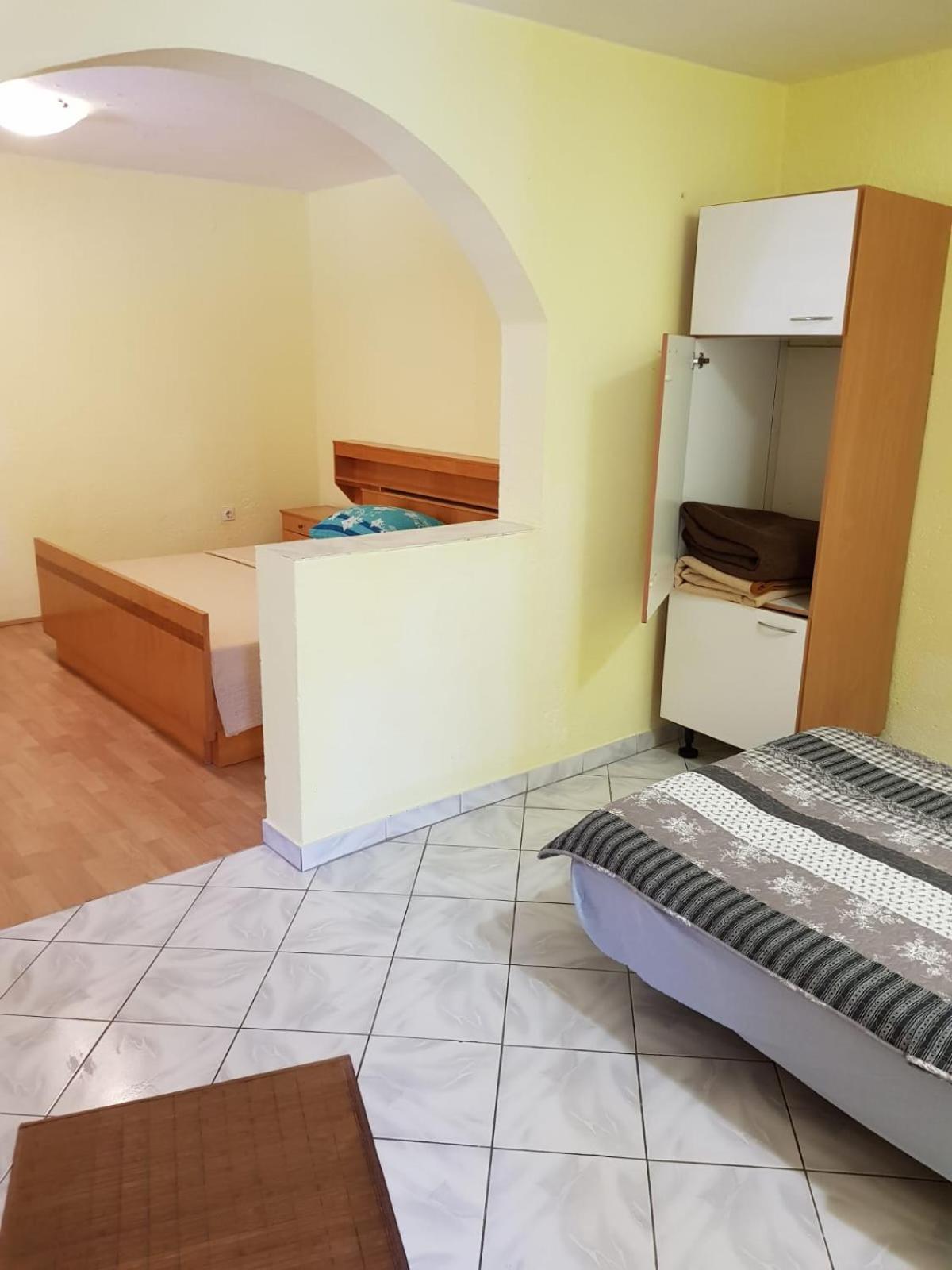 Lantana Ex Americana Apartment Karlobag