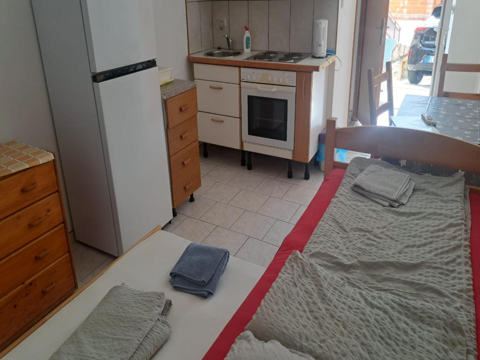 Lantana Ex Americana Apartment Karlobag