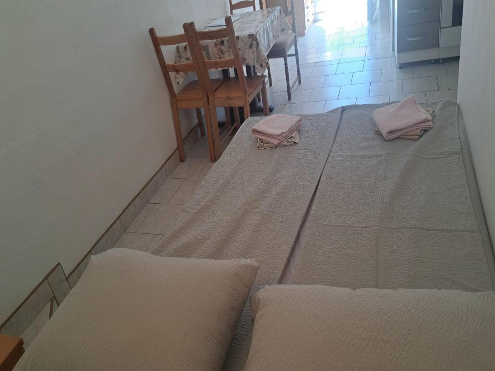Lantana Ex Americana Apartment Karlobag