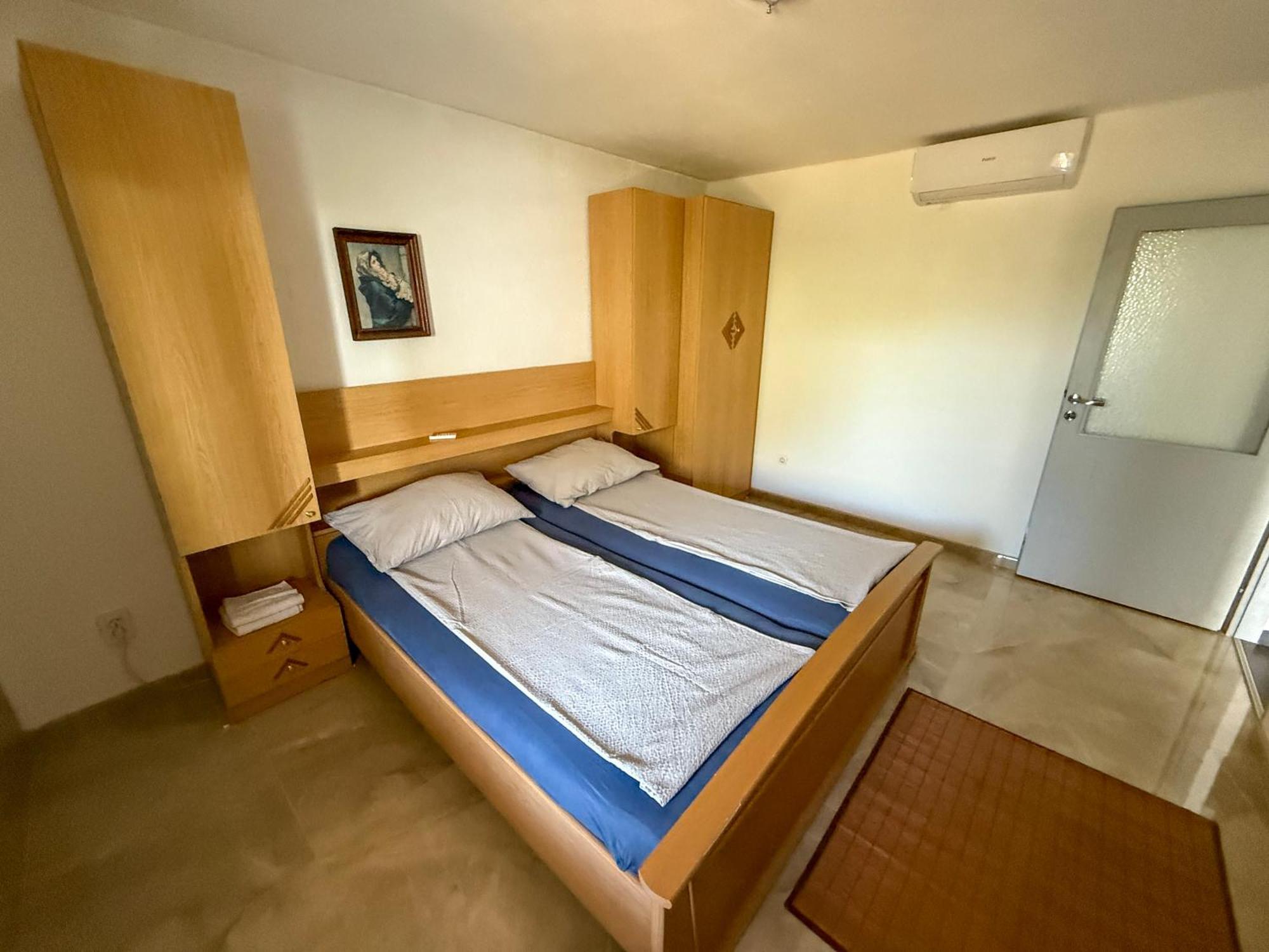 Apartment Lantana Ex Americana Karlobag