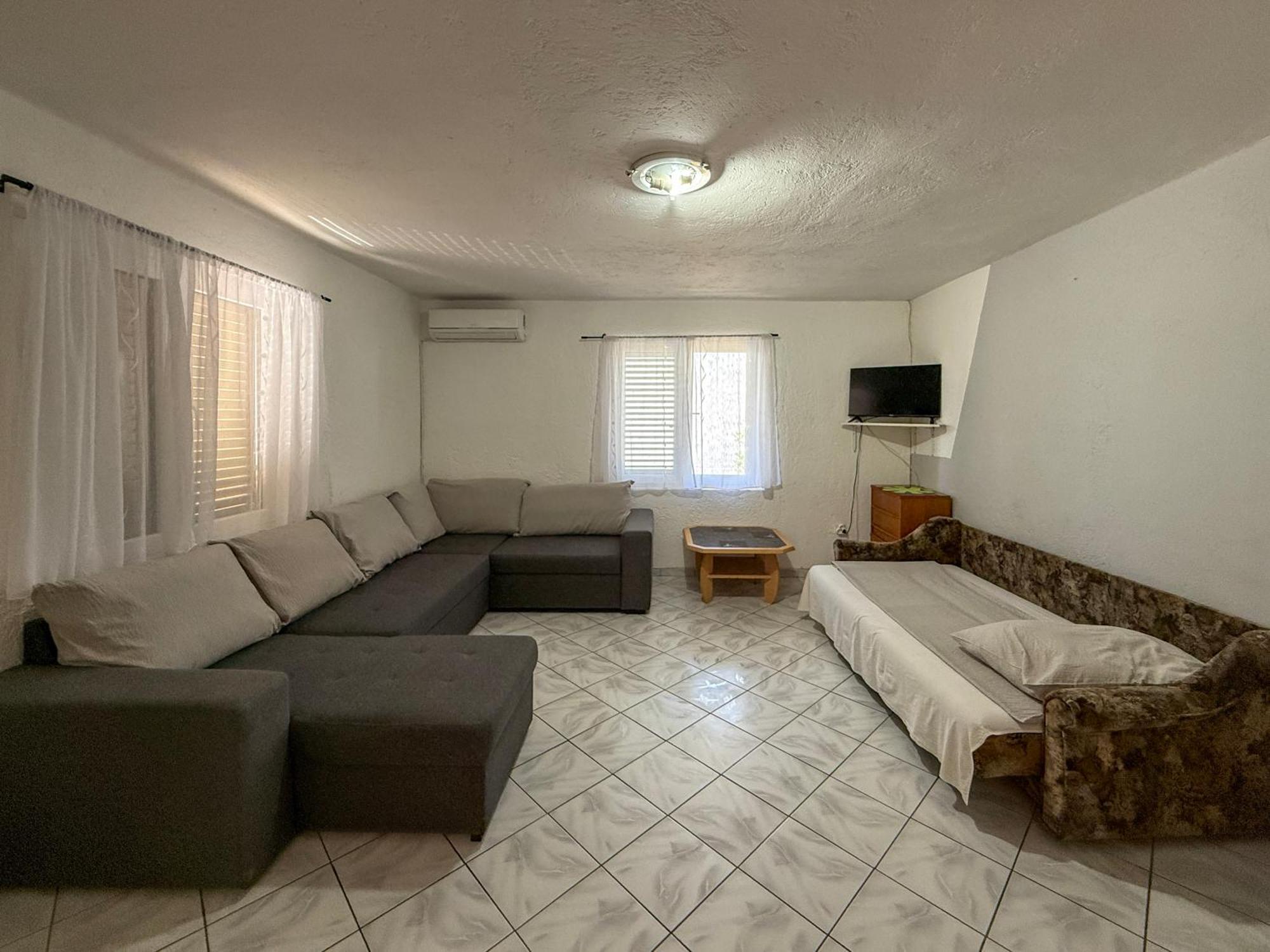 Apartment Lantana Ex Americana