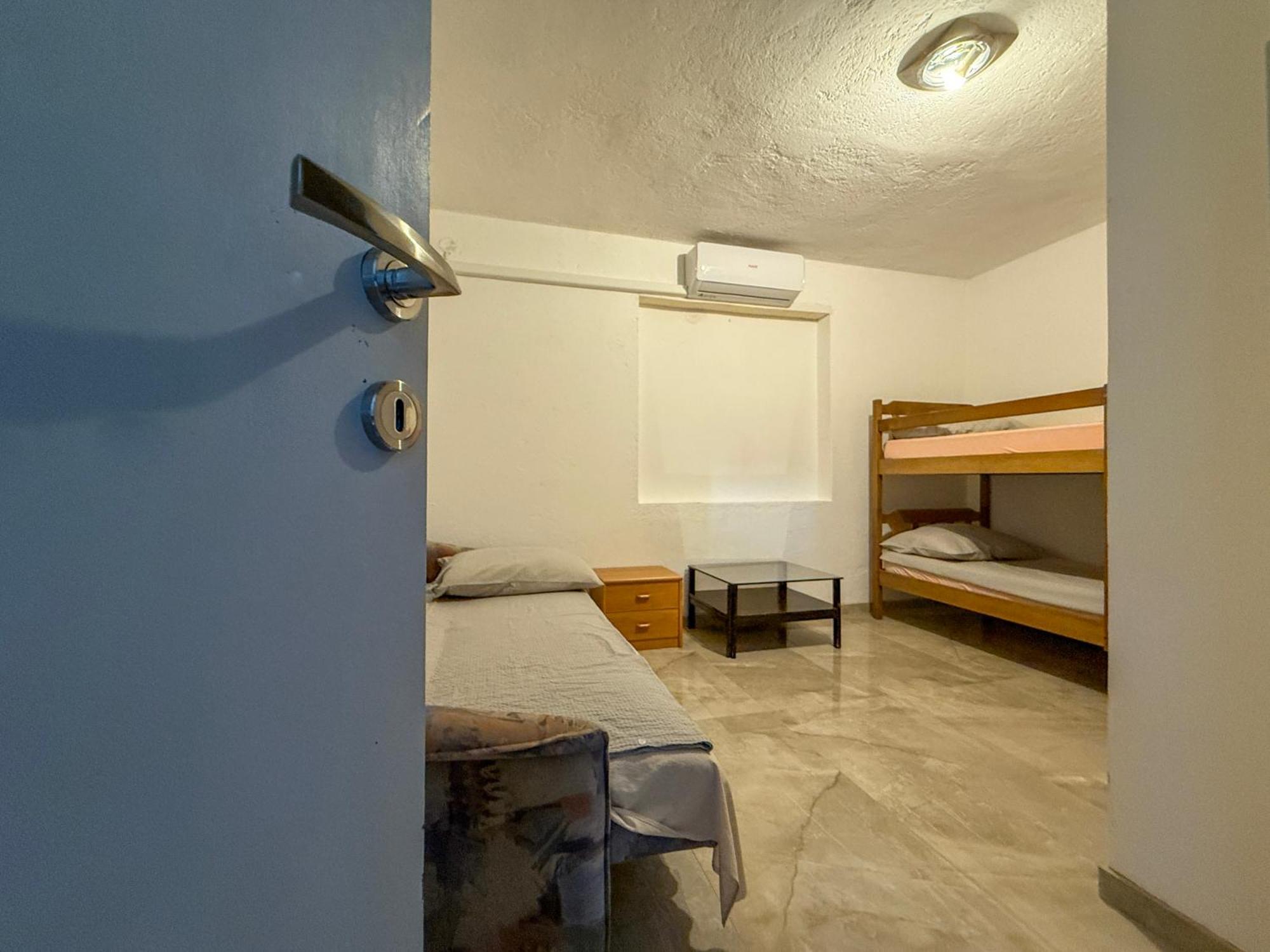 Apartment Lantana Ex Americana