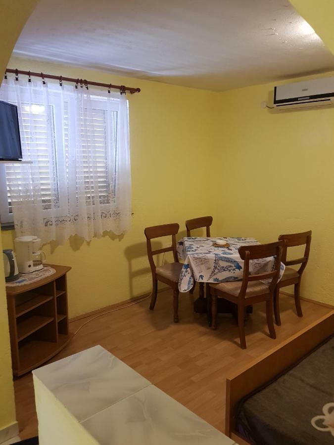 Apartment Lantana Ex Americana *